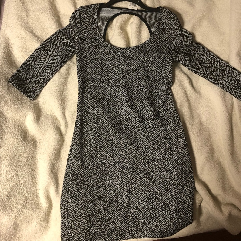 Bailey Blue Stretchy Black/White Dress NWT**